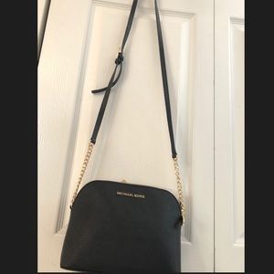 NWT Michael Michael Kors Cindy Dome Crossbody